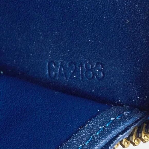 Louis Vuitton Grand Blue Monogram Vernis Zippy Wallet - Picture 7 of 8